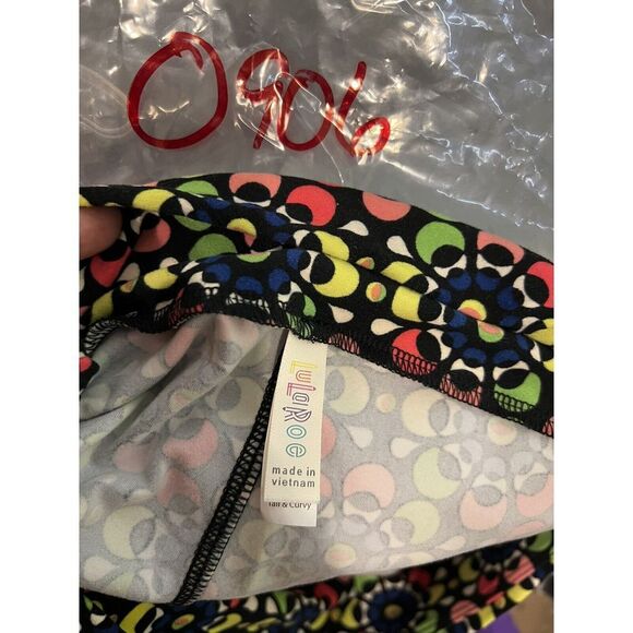 LuLaRoe leggings Tall and Curvy one size OS black great shape ACE-A - Picture 4 of 8